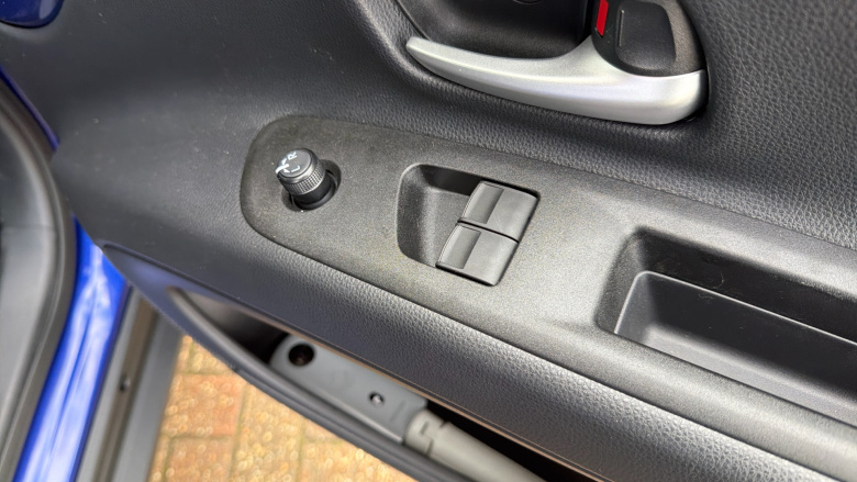 Toyota Aygo X 1.0 VVT-i Edge 5dr Petrol Hatchback